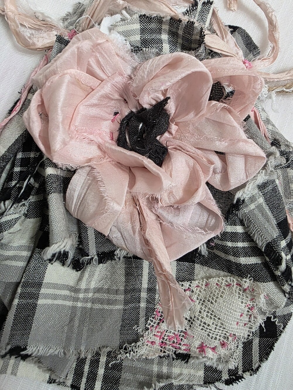 JABOT🩷MOSSIE ANNA ARTISAN DESIGN 🩷 NWT - Picture 14 of 15